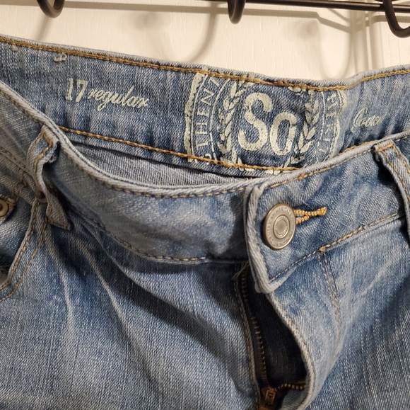 Jeans - Picture 2 of 5